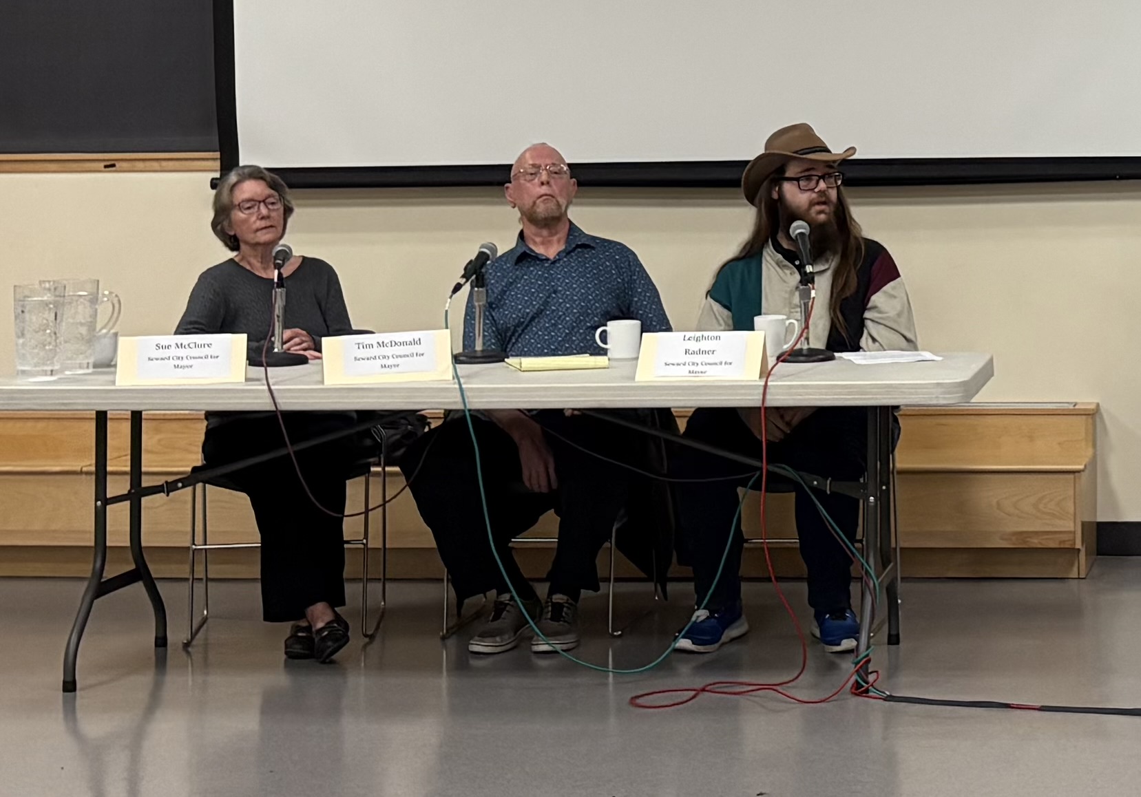 Seward mayoral candidates debate city’s future in spirited forum