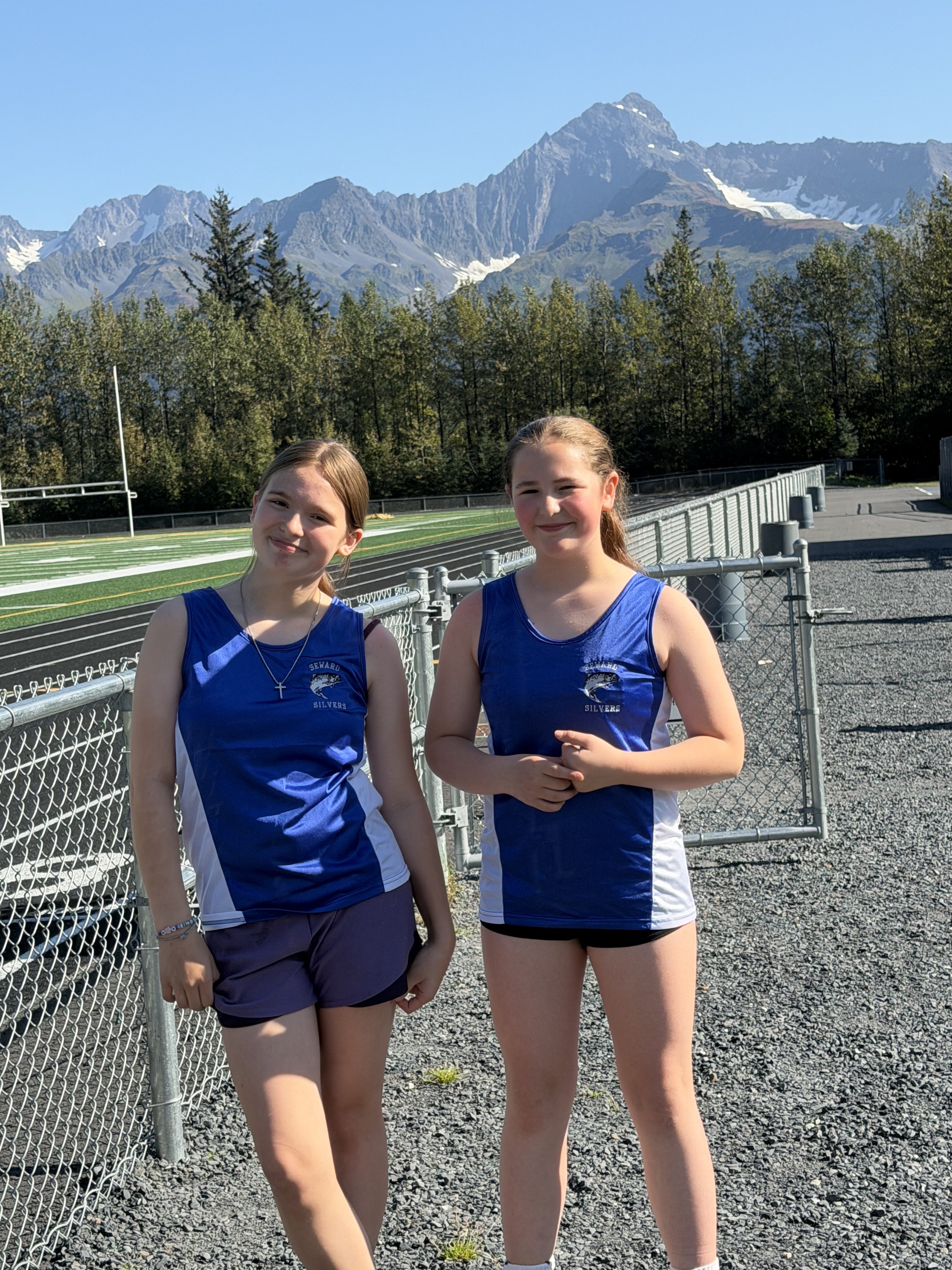 Dieckgraeff Invitational: Middle School, JV and Varsity